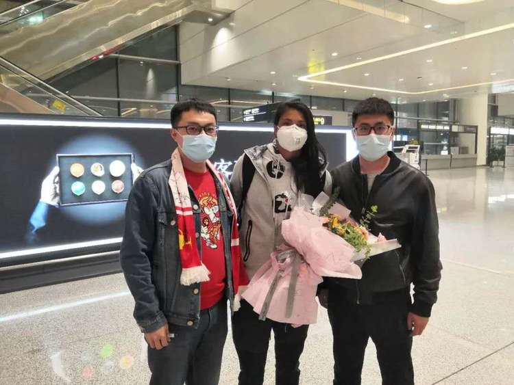 长春女足新外援索里抵达长春