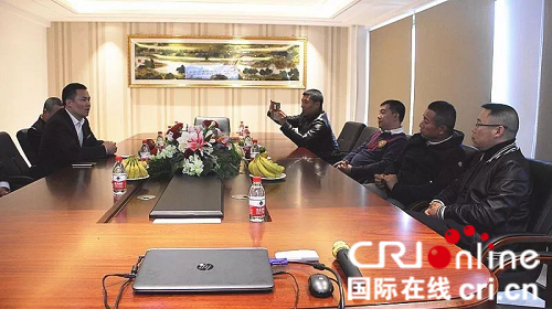青年企业家协会领导与企业家莅临龙洋律师事务所参观