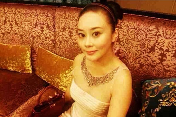郑仁雅跳伞身亡前最后影像曝光 盘点意外去世的明星(图)