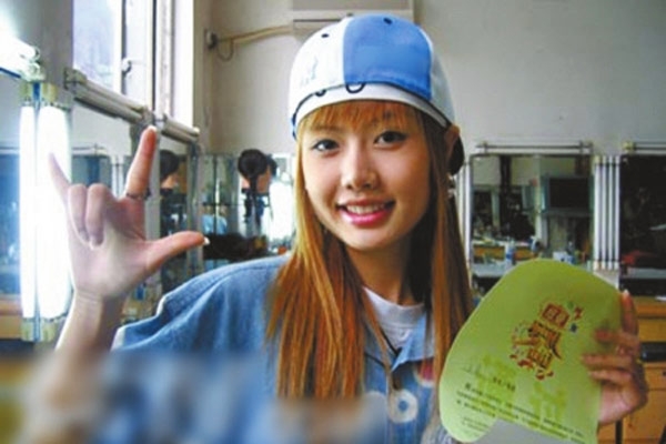 郑仁雅跳伞身亡前最后影像曝光 盘点意外去世的明星(图)