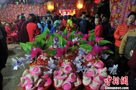 福建妈祖故里“摆棕轿”庆元宵