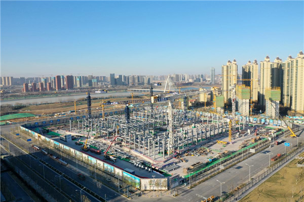 西安国际会展中心二期进口博览馆主体钢结构正式封顶_fororder_图片22