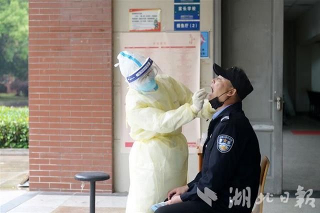 华师一附中积极筹备高三学生返校复课复学