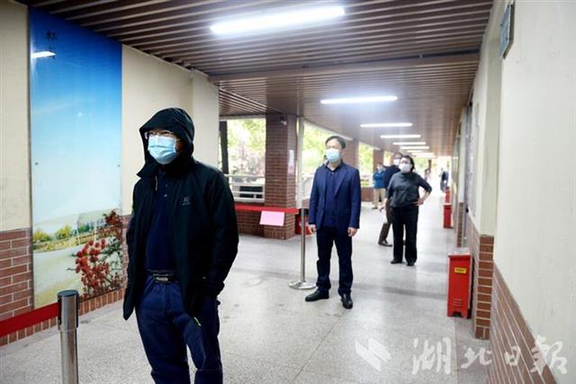 华师一附中积极筹备高三学生返校复课复学