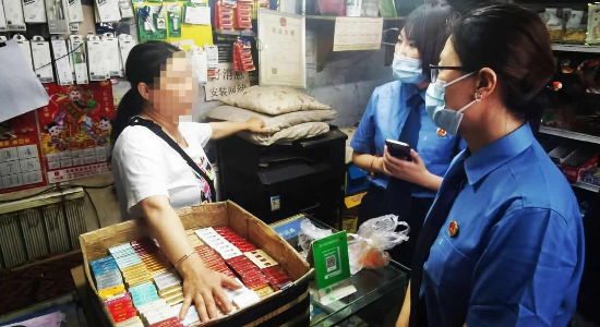 鞍山铁东检察院：守住校园周边禁烟红线 护卫未成年人健康成长_fororder_图片1_gaitubao_550x300