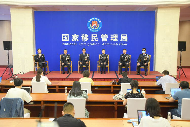 为天下无毒——来自边境缉毒先锋的讲述