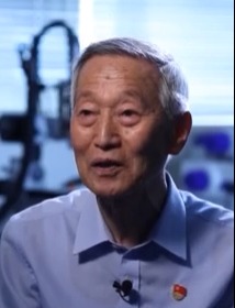 “七一勋章”获得者丨为实现中国梦不懈努力 听听功勋党员的心声