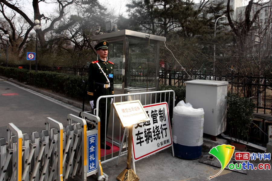 2016两会·探访驻守五星级酒店的武警营区