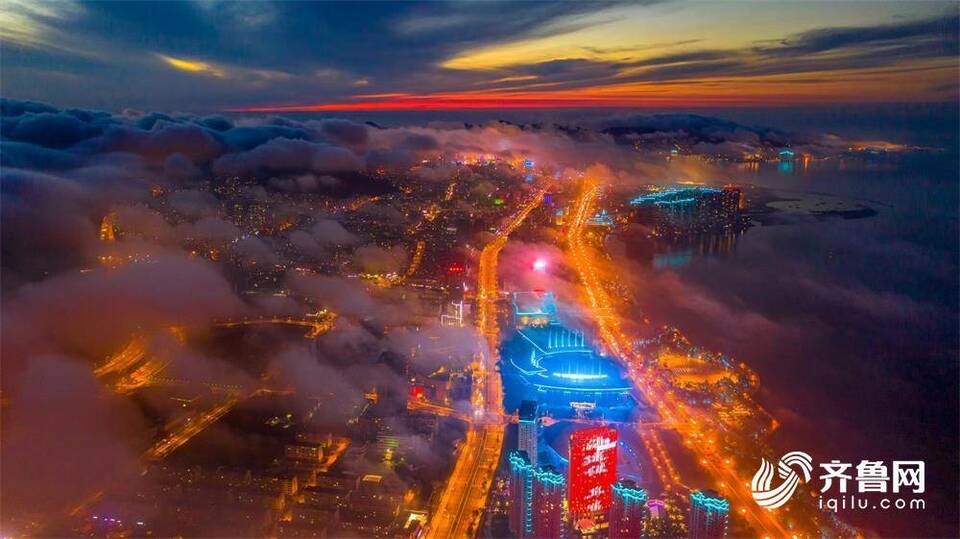 组图｜雾气涌动，如梦似幻！平流雾笼罩下的威海犹如人间仙境