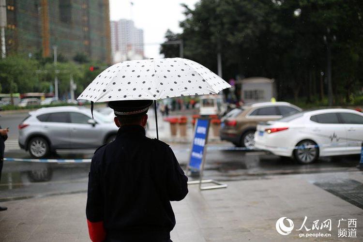 广西高校：春暖花开日 复学返校时