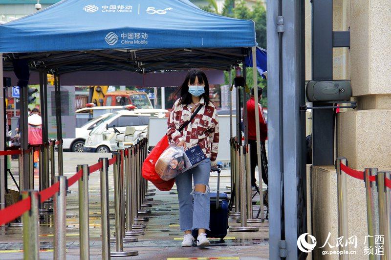 广西高校：春暖花开日 复学返校时