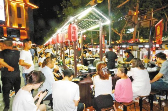 （转载）一碗汇通面“点亮”夜生活