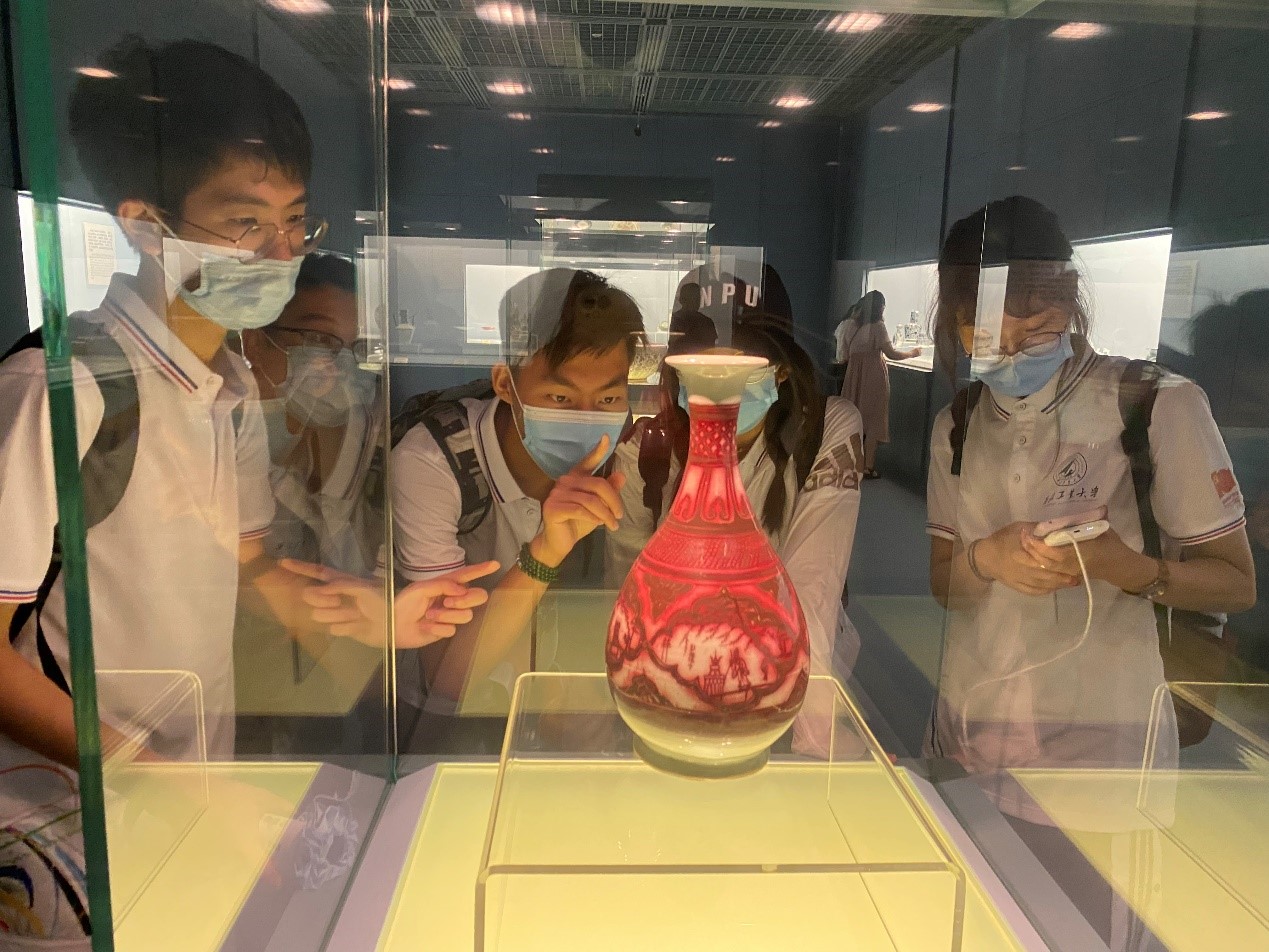 西北工业大学：中外学生开展“大飞机 大梦想”主题社会实践  让大飞机翱翔云端天际_fororder_2