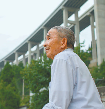贵州省遵义市原草王坝村党支部书记黄大发——“共产党员就是要干一辈子”（奋斗百年路 启航新征程·“七一勋章”获得者）
