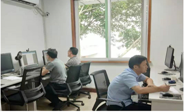 资阳市：“互联网+”让政府采购阳光高效_fororder_评审专家“电子评标”