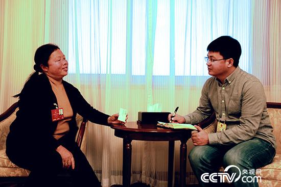 央视网记者李文学：我为代表写故事