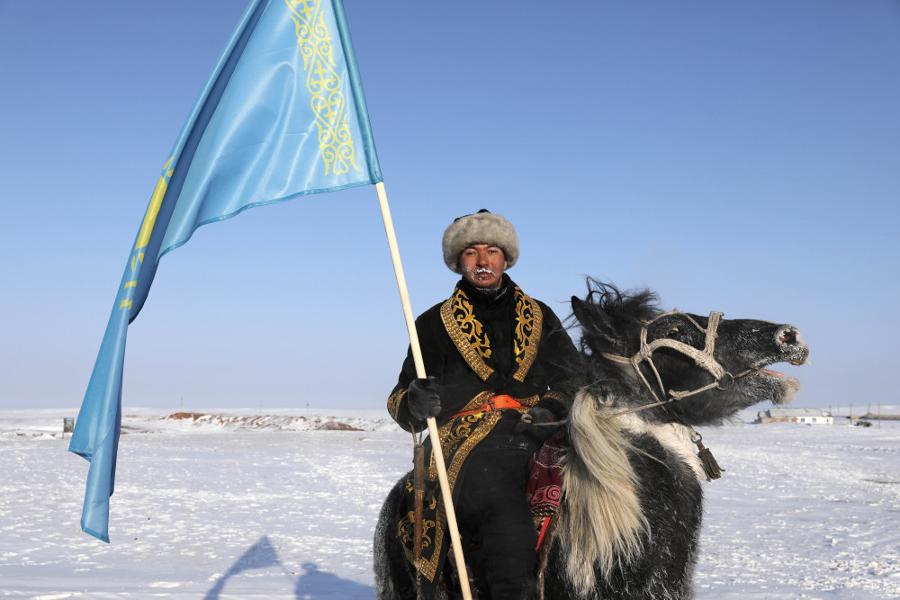 In Pics: Kazakh riders take part in challenge of "My Flag, My Homeland"