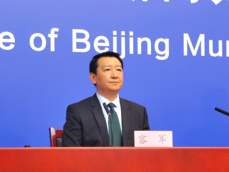 北京市交通委：网约车平台不得向未接种疫苗的网约车司机派单