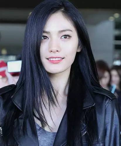 世界第一美自称不够美 获封最美脸庞很惭愧！