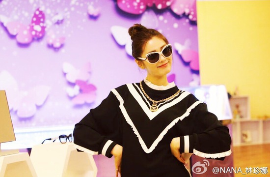 世界第一美自称不够美 获封最美脸庞很惭愧！