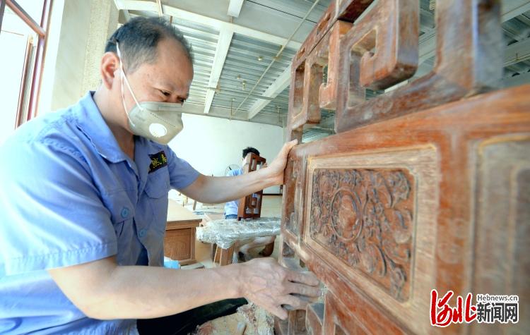 河北大城：红木文化产业带富一方百姓
