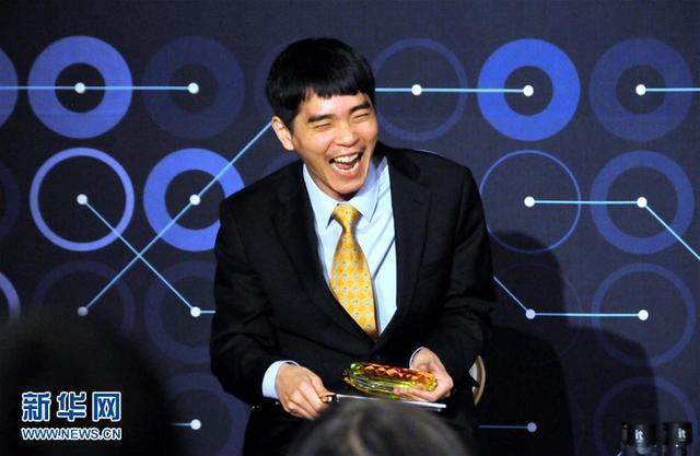 围棋“人机大战”落幕：李世石1比4落败