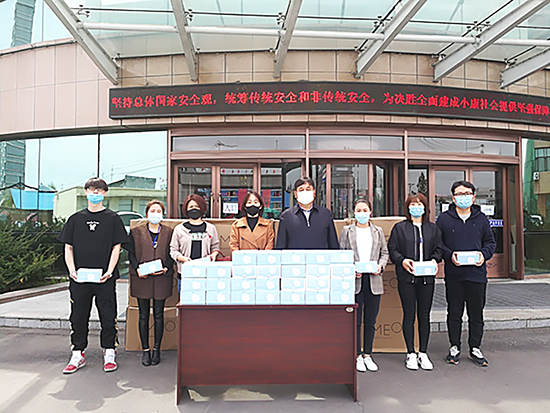 08【OK】【吉林供稿】爱心企业为延吉高新区捐赠5万只口罩
