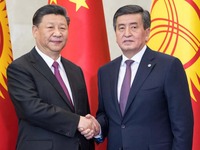 习近平同吉尔吉斯斯坦总统会谈_fororder_016