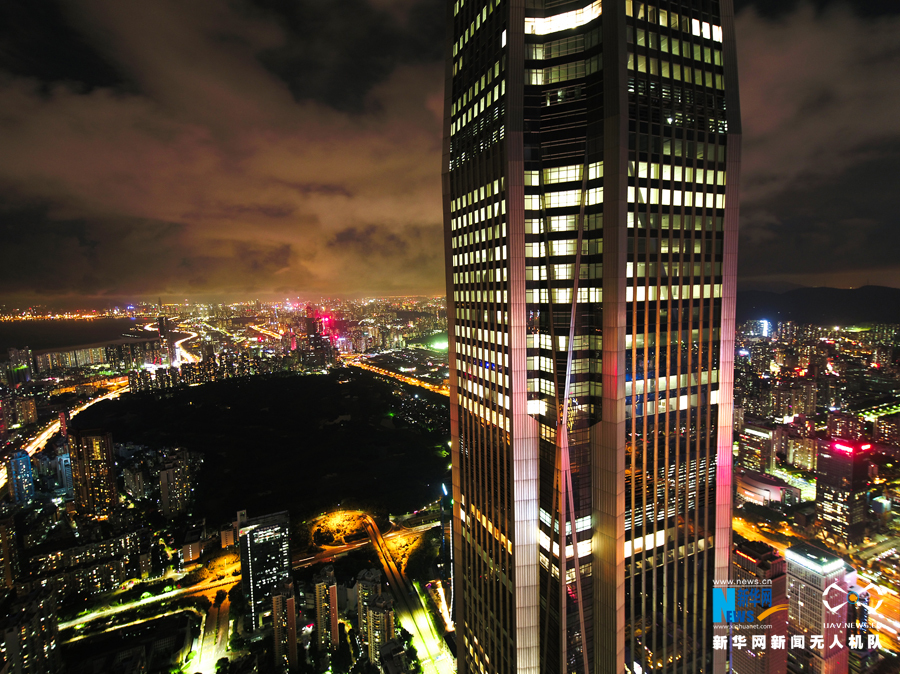 航拍深圳CBD夜景 美轮美奂(组图)