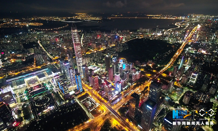 航拍深圳CBD夜景 美轮美奂(组图)