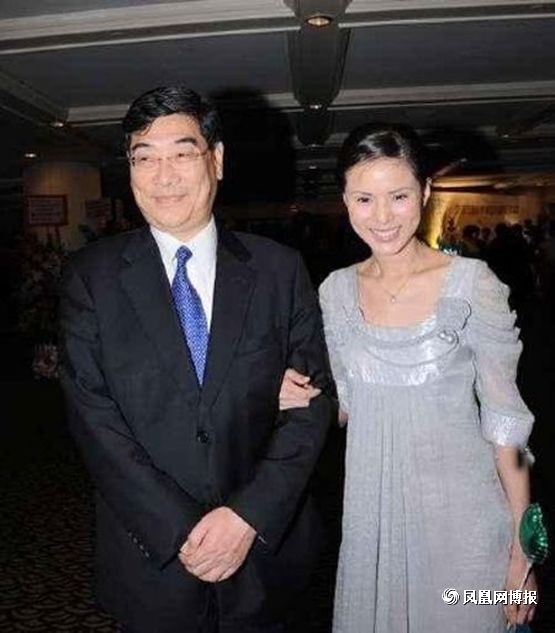 李若彤惨遭抛弃内幕：曾帮富商男友偿还亿元债务