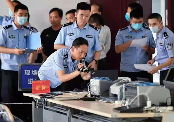 126名刑事技术精英较量 四川首届刑事技术技能大赛启动_fororder_比赛现场-供图-四川省公安厅