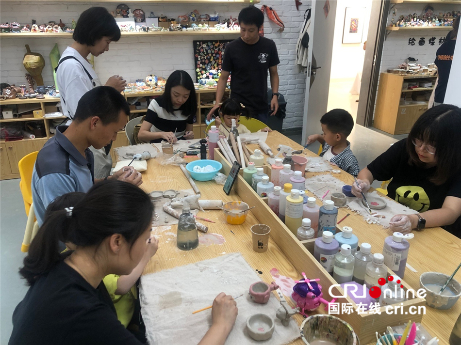 老氧气厂改建的艺术园区 让你爱上多彩云南_fororder_7
