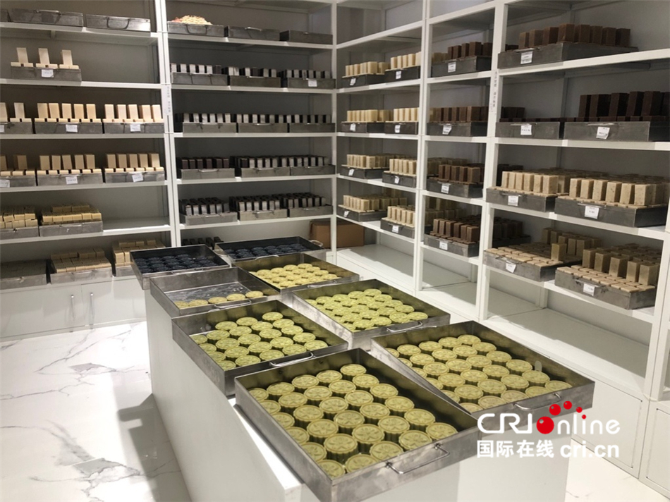 老氧气厂改建的艺术园区 让你爱上多彩云南_fororder_12