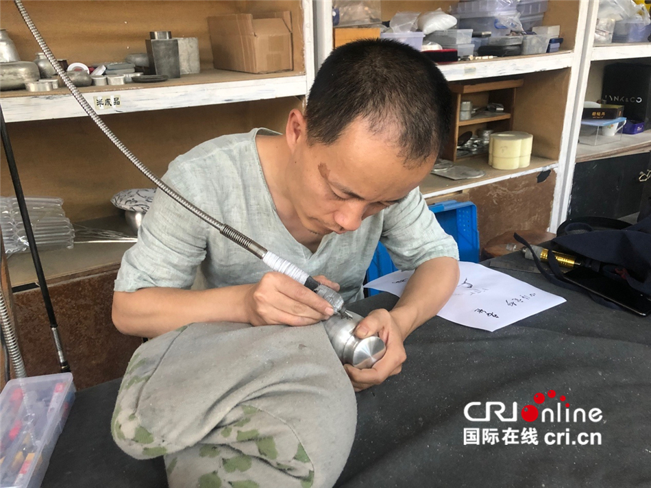 老氧气厂改建的艺术园区 让你爱上多彩云南_fororder_5
