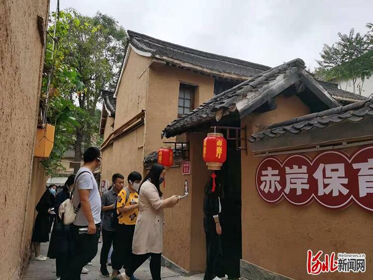 集中专题采访活动走进涉县