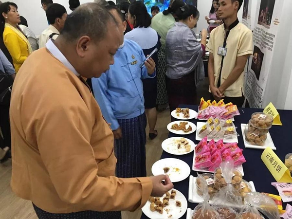 仰光中国文化中心主任徐玲：愿让中华文化在缅甸广为传播_fororder_资料图：2019年9月仰光中国文化中心举办中秋线下活动