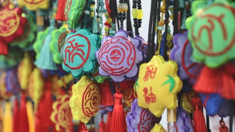 追光丨非遗技艺祝福中秋佳节，请收下这份东道主的浪漫