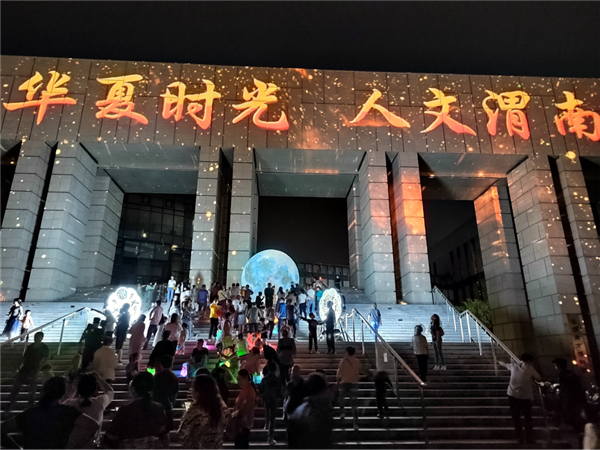 文物灯亮相渭南 观众有了“鉴宝”新方式_fororder_图片15