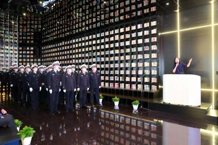 学史力行 铸魂育人 哈尔滨市交警支队组织主题参观学习活动_fororder_微信图片_20211012090448