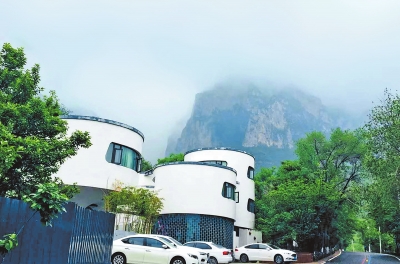 【旅游资讯-图片】【河南在线-文字列表】【移动端-文字列表】精品民宿带活乡村经济
