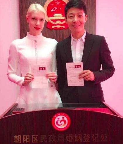 谢谢不嫁之恩！撒贝宁五女友条件越来越好