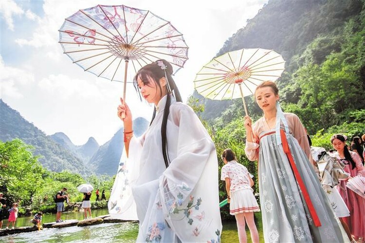 （中首）着汉服 游荔波_fororder_中首3