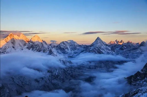 Welcome to Sichuan Four Girls Mountain and Enjoy the endless Autumn Scenery_fororder_2