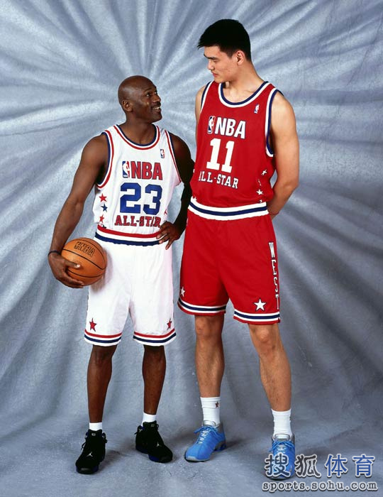 姚明正式入选NBA名人堂 回顾巨人职业生涯(图)