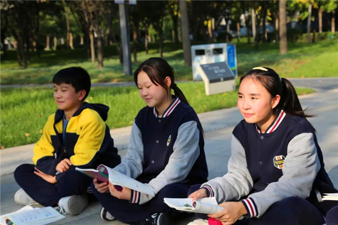西安航天基地多种形式为学生扣好人生“第一粒扣子”_fororder_图片102