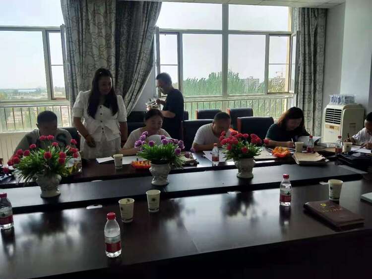 （生态）巴彦淖尔市生态环境局五原县分局：喜迎案卷评查 提升环境保护行政执法水平
