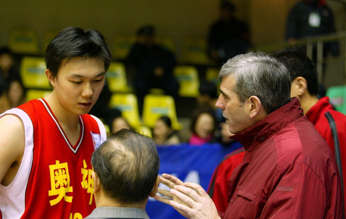 变革家姚明:另立中央倒逼篮协 成CBA斯特恩
