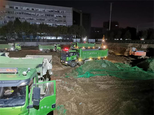 西安市雁塔区：“店小二”式精准服务 为项目建设添足动力 今日雁塔 昨天_fororder_微信图片_20211124151316
