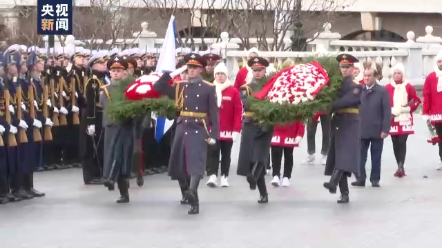 俄罗斯举行活动纪念1941年红场阅兵